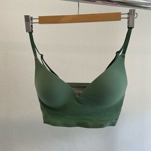 Victorias Secret PINK loungin’ wireless push up bra